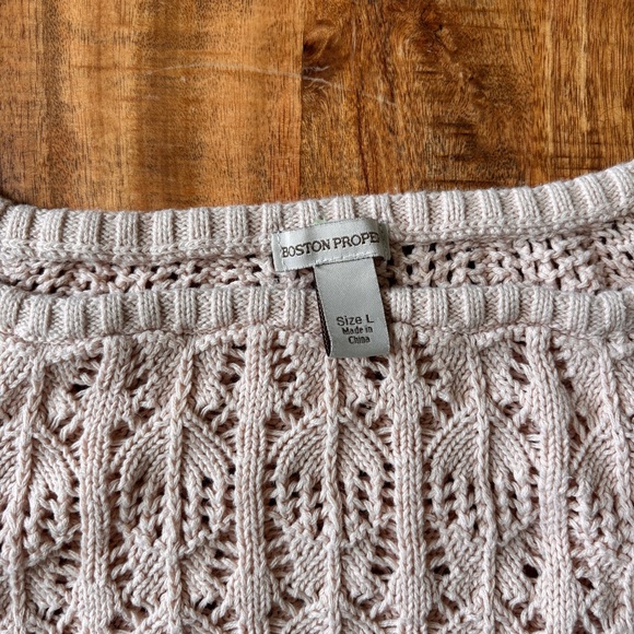 Crochet Cropped Sweater - Picture 4 of 6